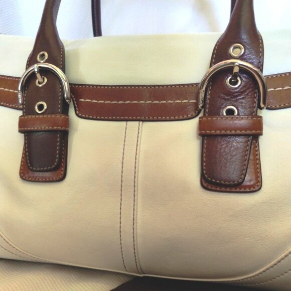 Coach Vintage Soho Leather Flap East/West Satchel in White & Saddle, EUC - Picture 12 of 16